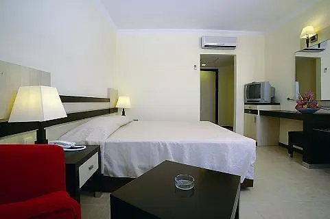 Hotel Orfeus Park 4*