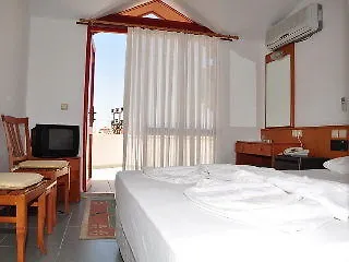 Hotel Orfeus Park 4*