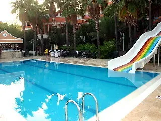 Orfeus Park Szálloda 4*
