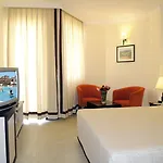 Orfeus Park 4*