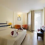 Orfeus Park 4*